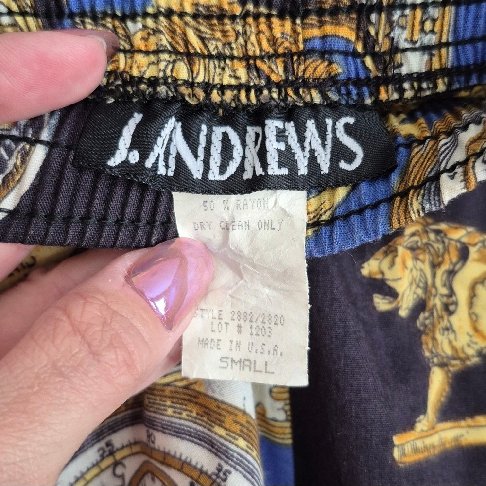 J. Andrews Vintage 2 Piece Shirt Shorts Gold Lion Clock Watch Print Womens Small - Picture 5 of 16